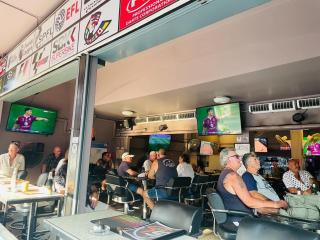 The Sports Lounge - Pattaya - 3