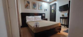 ISLAND VIEW SUITES - - 0