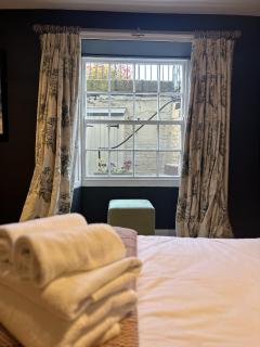 Unique Clifton apartment on historic crescent - Bristol - 1