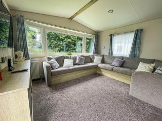 Homely Caravan With Free Wifi At Broadland Sands Park, Suffolk Ref 20002Bs - 6