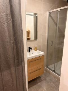 Bel appartement climatisé 2 chambres à 20m du Vieux-Port - Marsiglia - 2