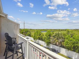 Palms At Cove View 806 - Bougie Beach Bungalow - Galveston - 2