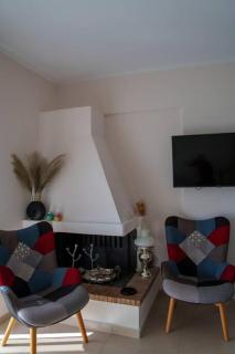 Mannou House - Paralia Vrachou - 4