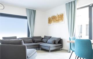 4 Bedroom Beautiful Home In Rebici - 7