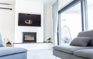 4 Bedroom Beautiful Home In Rebici - 6