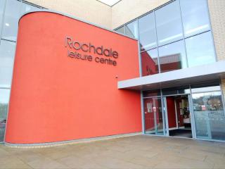 Spacious Flat Near Rochdale Centre Self Check-in Free Parking & Fast Wi-Fi - 4