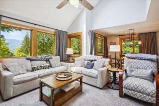 Enjoy this fashionable three bedroom three bathroom Condo D19 - Killington - 0