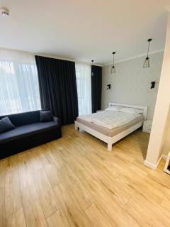 Sunny apartment в ЖК Сонячний Квартал - Golubinoye - 1