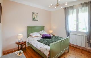 Gorgeous Home In Eyguians With Wifi - 6