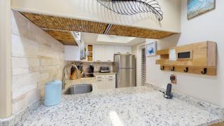 1857 Saint Andrews Common - 2