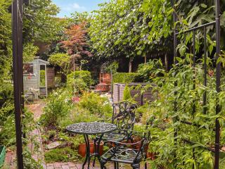 Cobblers Cottage - Petworth - 9