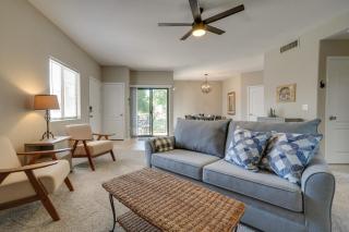 Quiet 55 and Peoria Condo with Pool Access! - Peoria - 6