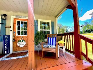 SLEEPS SIX - Rent Entire WATERFRONT CABIN #1 - - 7