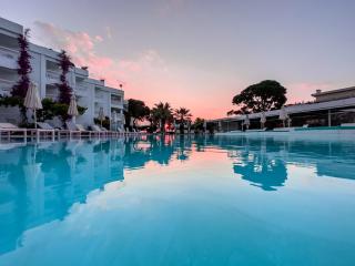 Marathon Beach Resort - Nea Makri - 8