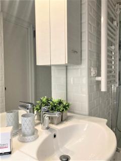 Oxilia apartment near to red subway - Milan - 9