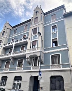 Oxilia apartment near to red subway - Milan - 4
