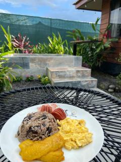 La fortuna cabañas Kwepal vista al volcan Arenal - 4