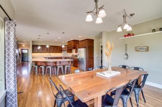 Kid-Friendly Pasco Farmhouse with Playset, Game Room - 2