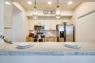 Atlanta Rental with Balcony Near Buckhead! - 3