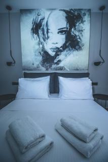 Vallia Suites-Yellow Luxury Suite A1 - Naupacte - 9