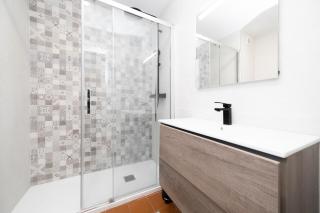 Beach flat with terrace - 7