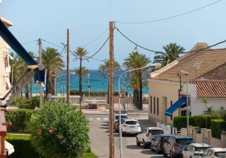 Beach flat with terrace - 5