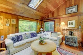 Enchanting Arch Cape Retreat with Hot Tub, Fireplace - Arch Cape - 6