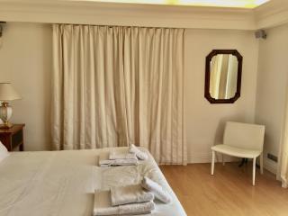 Fabulous architect Villa by the beach w/sea view! - Vallauris - 2