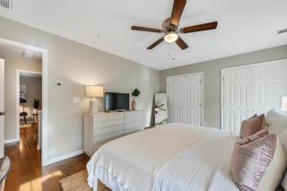 Accessible to Asheville City Center Townhome 1 - Asheville - 2