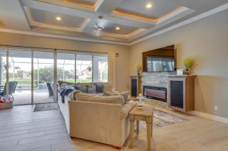Private Pool and Patio Waterfront Cape Coral Home - Cape Coral - 6