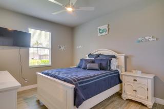 Private Pool and Patio Waterfront Cape Coral Home - Cape Coral - 1