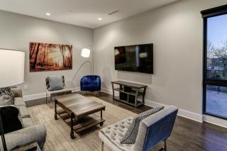 145 Biltmore Ave Condo 541B0A - Asheville - 9