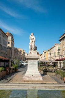 Cours Estienne D'Orves - Marseille - 7
