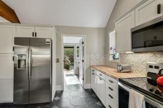 Oxbow Farmhouse - Weaverville - 6