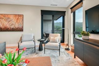 Luxuriously Redecorated - Asheville - 3