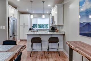 239 South Slope Beauty - Asheville - 8