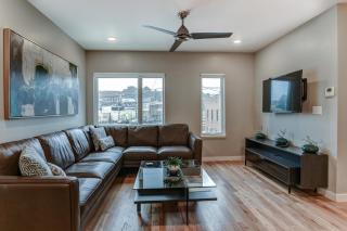 239 South Slope Beauty - Asheville - 4