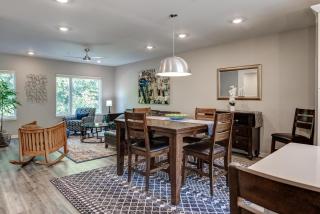 Incredible South Slope Townhome with Private Elevator Unit 106 - Asheville - 9