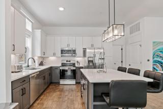 55 South Market Condo 215 - Asheville - 6