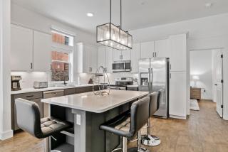 55 South Market Condo 215 - Asheville - 5