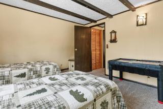 Cabin in the Pines - A cozy home among the pines with hot tub, BBQ, fenced yard! - 3