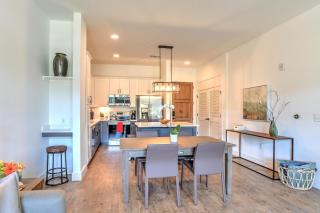 55 South Market Condo 207 - Asheville - 6
