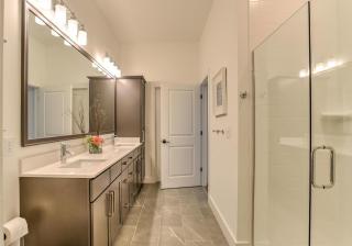 55 South Market Condo 207 - Asheville - 5