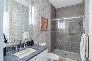 Outstanding Luxury Downtown Condo - Asheville - 3