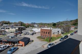 Short Coxe Avenue Townhome 233 - Asheville - 7