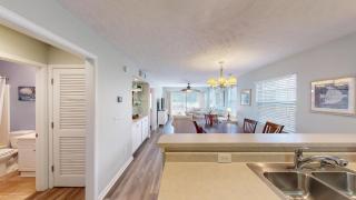 Fairway Escape Modern 3BR with Scenic Views - Pawleys Island - 2