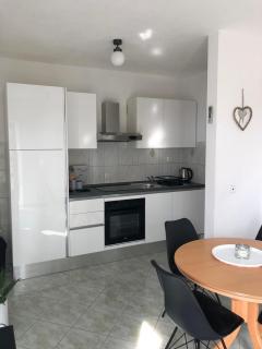 Apartment in Okrug Gornji with sea view, air conditioning, WiFi, washing machine 5049-1 - Trogir - 9