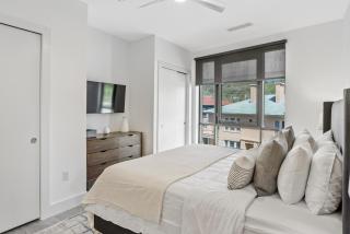 145 Billmore Avenue 305 - 1