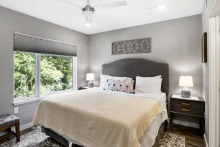 South Slope Townhome with Private Elevator Unit 102 - Asheville - 7
