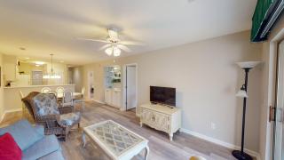 Scenic Serenity 2 Bedroom Villa with Balcony - 1